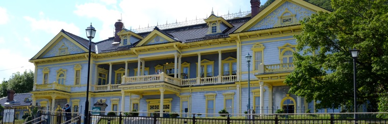 Former Hakodate Ward Auditorium